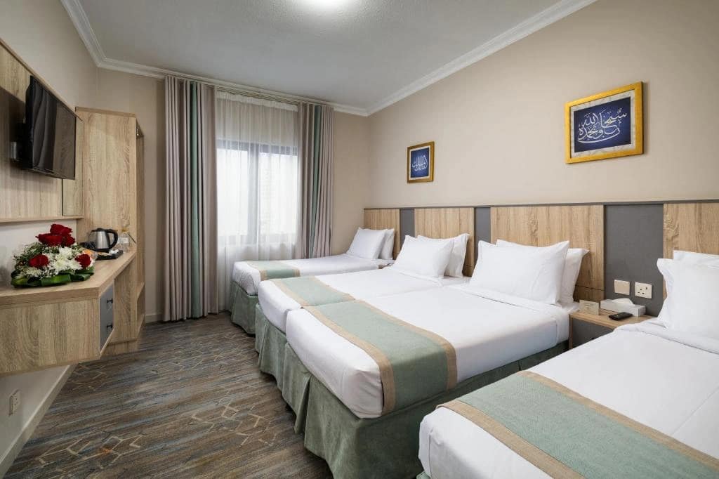 hotel emar tayba chambre